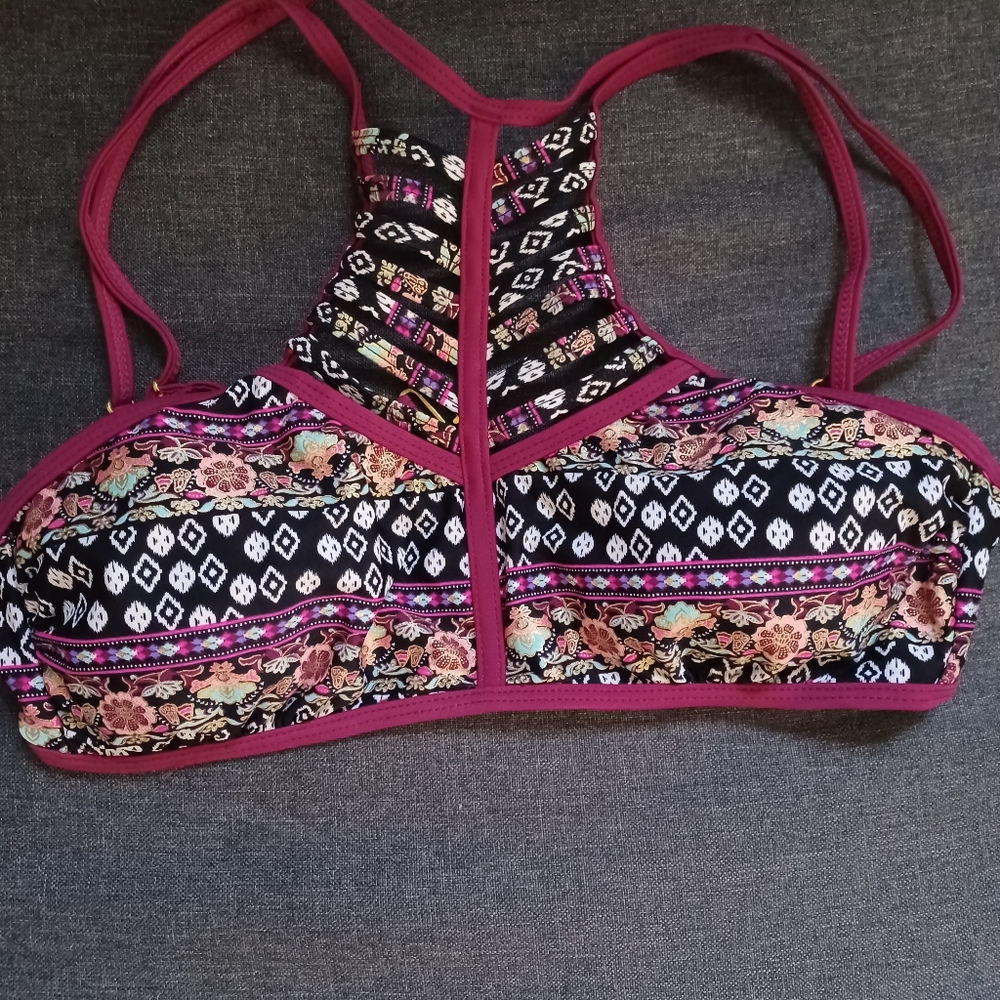 SO Bathingsuit Top